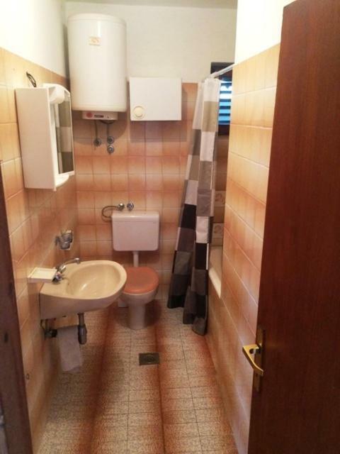 Ferienwohnung Apartman Supetarska Draga Exterior foto